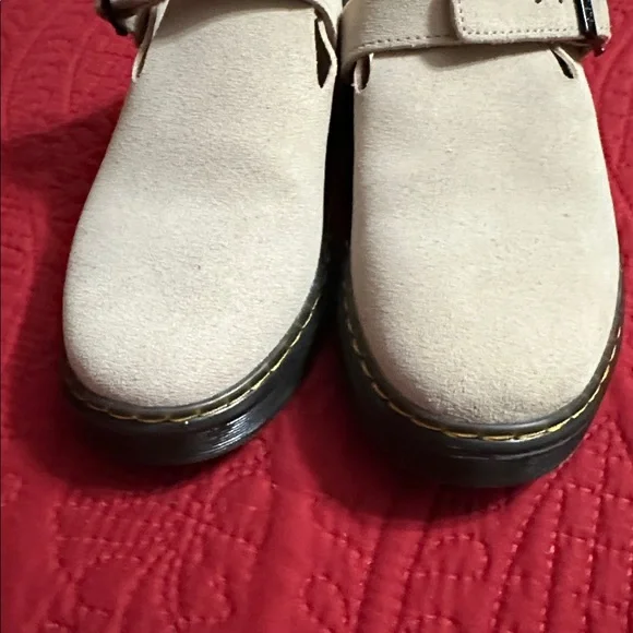 Dr. Martens Carlson mules size 8 women’s - Picture 2 of 5